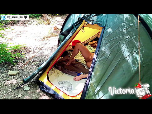 ❤️ Nakuha sa camera Madamdaming haltak off Stranger in a tent Porno sa tl.drpornofilme.ru ❌
